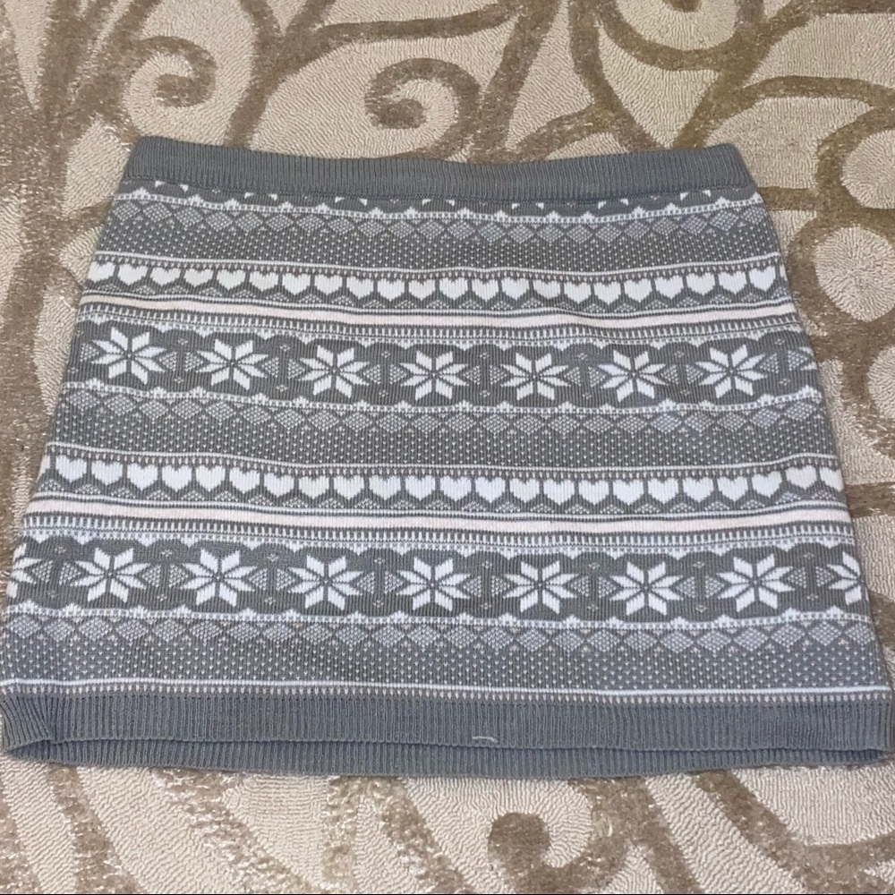 Joe fresh mini woven skirt!